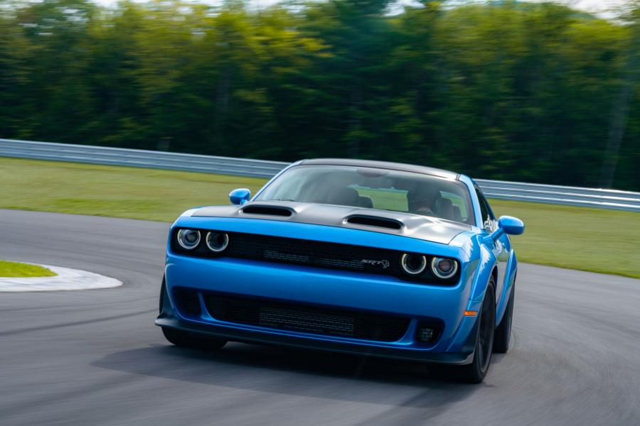  Dodge Challenger SRT Hellcat Redeye Widebody (LC) 2018 года  (фото 39 из 48)
